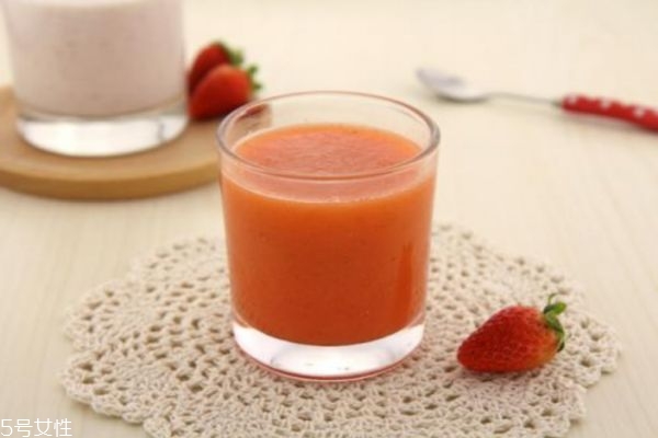 胡蘿卜汁什么時(shí)候喝最好 胡蘿卜汁的營養(yǎng)價(jià)值 胡蘿卜汁什么時(shí)候喝最好 胡蘿卜汁的營養(yǎng)價(jià)值