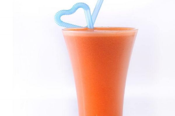 胡蘿卜汁對(duì)女性有什么好處 胡蘿卜汁美容方法 胡蘿卜汁對(duì)女性有什么好處 胡蘿卜汁美容方法