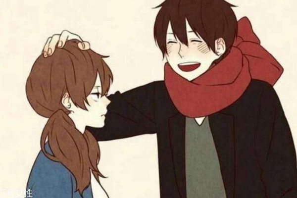 當(dāng)男生對(duì)你心動(dòng)了的幾種表現(xiàn) 男生喜歡你的常見表現(xiàn)有什么呢 當(dāng)男生對(duì)你心動(dòng)了的幾種表現(xiàn) 男生喜歡你的常見表現(xiàn)有什么呢