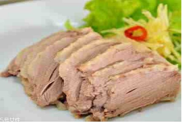 鵝肉有什么功效呢 常吃鵝肉有什么作用呢 鵝肉有什么功效呢 常吃鵝肉有什么作用呢