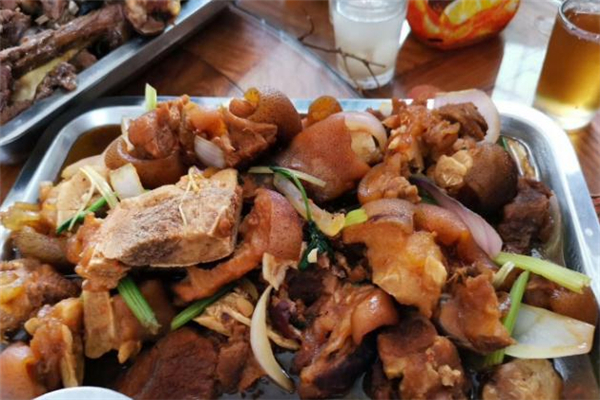 狗肉和羊肉能一起吃嗎 狗肉和羊肉哪個(gè)更補(bǔ)腎 狗肉和羊肉能一起吃嗎 狗肉和羊肉哪個(gè)更補(bǔ)腎