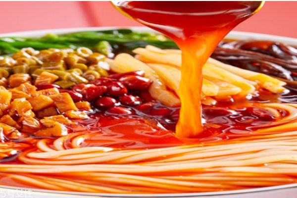 螺螄粉是用什么粉做的呢 螺螄粉是哪里的特產(chǎn)呢 螺螄粉是用什么粉做的呢 螺螄粉是哪里的特產(chǎn)呢