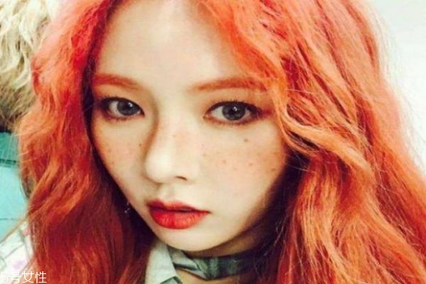 泫雅紫色妝容教程 金泫雅ins最新妝容 泫雅紫色妝容教程 金泫雅ins最新妝容