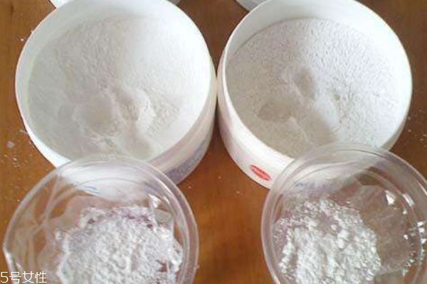 什么是爽身粉呢 爽身粉有什么作用呢 什么是爽身粉呢 爽身粉有什么作用呢