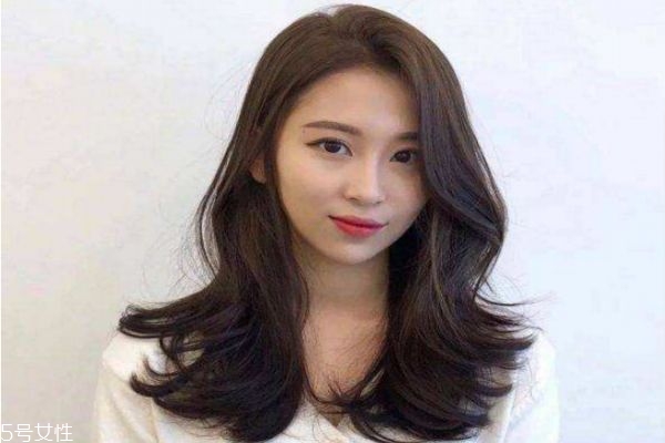 氣墊燙發(fā)根長出來了怎么辦 氣墊燙怎么打理 氣墊燙發(fā)根長出來了怎么辦 氣墊燙怎么打理