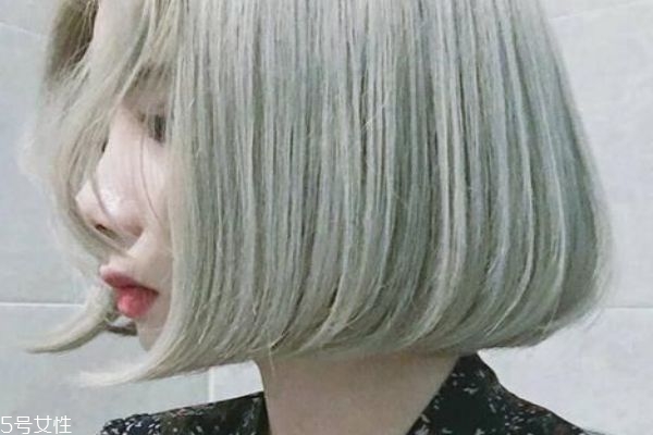 悶青色適合什么膚色 悶青色頭發(fā)弄什么發(fā)型好看 悶青色適合什么膚色 悶青色頭發(fā)弄什么發(fā)型好看