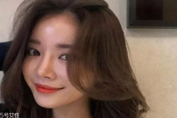 氣墊燙發(fā)根長出來了怎么辦 氣墊燙怎么打理 氣墊燙發(fā)根長出來了怎么辦 氣墊燙怎么打理