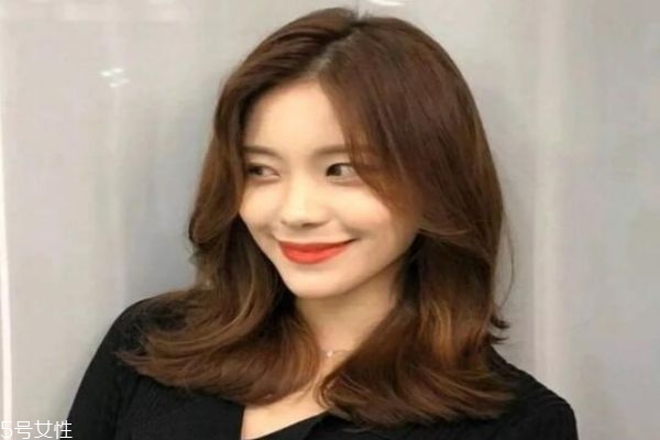 氣墊燙發(fā)根長出來了怎么辦 氣墊燙怎么打理 氣墊燙發(fā)根長出來了怎么辦 氣墊燙怎么打理