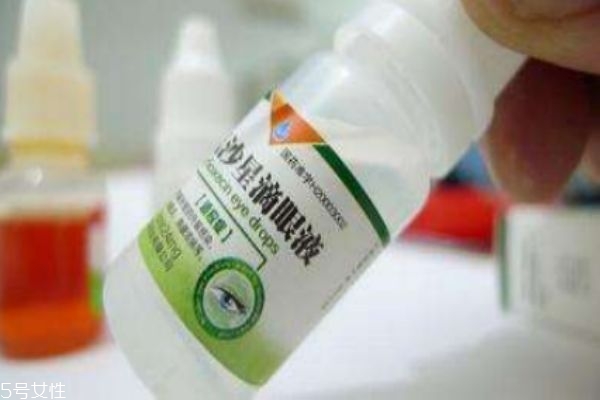 如何保存眼藥水 眼藥水使用注意事項(xiàng) 如何保存眼藥水 眼藥水使用注意事項(xiàng)