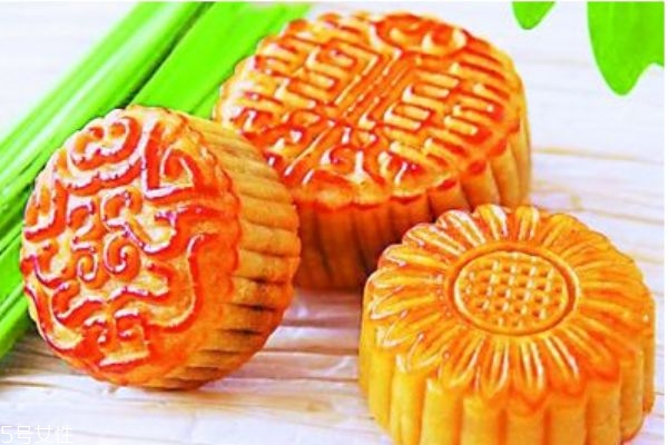 月餅皮是怎么做的呢 月餅皮是用什么做的呢 月餅皮是怎么做的呢 月餅皮是用什么做的呢