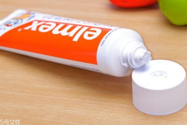 兒童牙膏幾歲能用 兒童牙膏含氟幾歲可以用 兒童牙膏幾歲能用 兒童牙膏含氟幾歲可以用