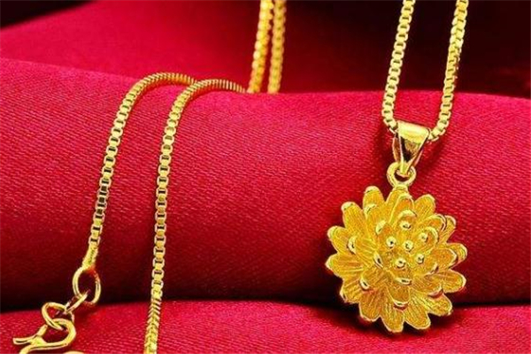 老鳳祥網(wǎng)上有旗艦店嗎 老鳳祥官方旗艦店都是正品嗎 老鳳祥網(wǎng)上有旗艦店嗎 老鳳祥官方旗艦店都是正品嗎