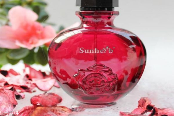 香水有毒嗎 好的香水排行榜有什么呢 香水有毒嗎 好的香水排行榜有什么呢