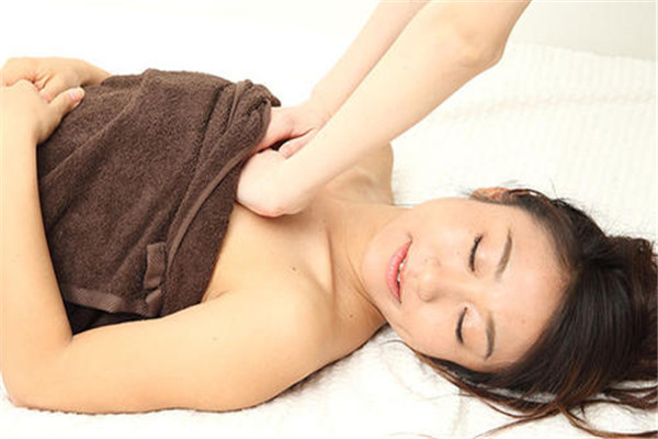 黃褐斑的形成原因是什么 黃褐斑的預防措施 黃褐斑的形成原因是什么 黃褐斑的預防措施