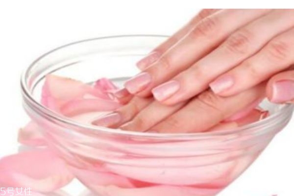 如何使手指變的細長 手指粗短有什么辦法呢 如何使手指變的細長 手指粗短有什么辦法呢