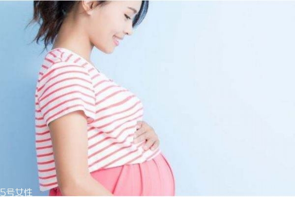 什么叫做誘導(dǎo)分娩法 什么叫作吸入分娩法 什么叫做誘導(dǎo)分娩法 什么叫作吸入分娩法