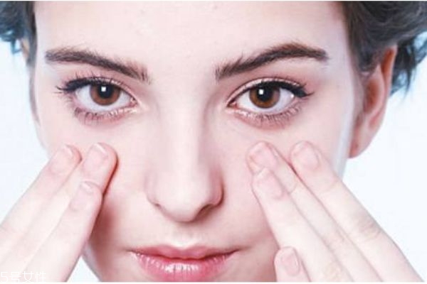 什么是眼袋呢 眼袋會造成什么影響呢 什么是眼袋呢 眼袋會造成什么影響呢