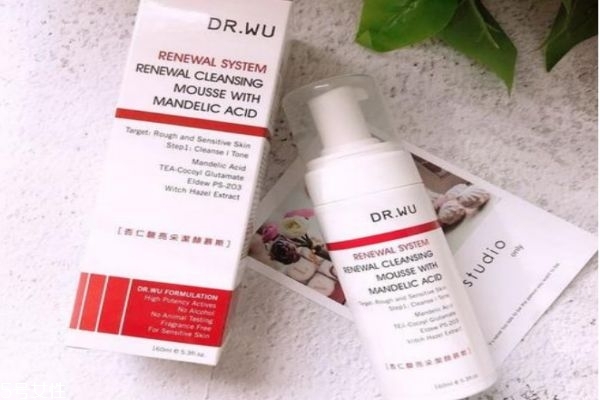 dr.wu杏仁酸潔顏慕斯早晚都能用嗎 dr.wu潔顏慕斯用法 dr.wu杏仁酸潔顏慕斯早晚都能用嗎 dr.wu潔顏慕斯用法