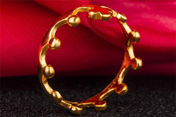 六福珠寶可以以舊換新嗎 六福珠寶以舊換新規(guī)則 六福珠寶可以以舊換新嗎 六福珠寶以舊換新規(guī)則
