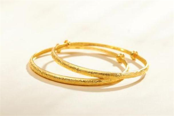 黃金手鐲可以寄快遞嗎 順豐可以寄黃金手鐲嗎 黃金手鐲可以寄快遞嗎 順豐可以寄黃金手鐲嗎