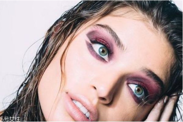 眼影刷尺寸怎么選 如何選擇和使用眼影刷 眼影刷尺寸怎么選 如何選擇和使用眼影刷