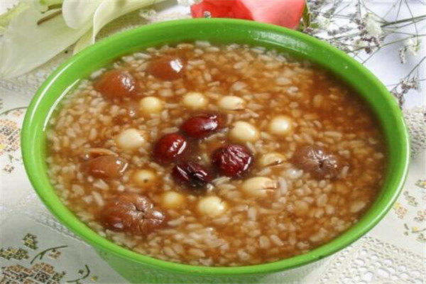 八寶粥吃了會上火嗎 八寶粥會不會導(dǎo)致上火 八寶粥吃了會上火嗎 八寶粥會不會導(dǎo)致上火