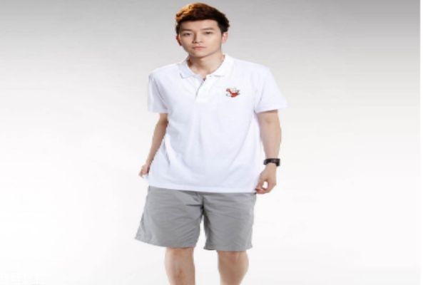 polo衫是怎么樣的衣服呢 polo衫應(yīng)該怎么搭配呢 polo衫是怎么樣的衣服呢 polo衫應(yīng)該怎么搭配呢