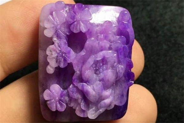 舒俱來什么顏色最好 舒俱來石有幾種顏色 舒俱來什么顏色最好 舒俱來石有幾種顏色