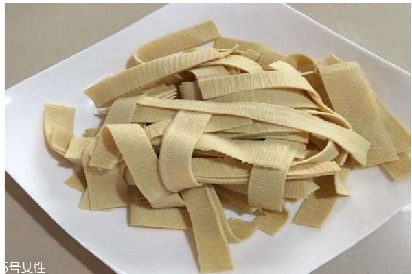 千張是什么做的呢 千張有什么營(yíng)養(yǎng)價(jià)值呢 千張是什么做的呢 千張有什么營(yíng)養(yǎng)價(jià)值呢