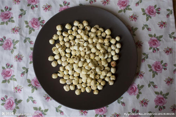 蓮子可以和什么一起煮 蓮子不建議多吃 蓮子可以和什么一起煮 蓮子不建議多吃