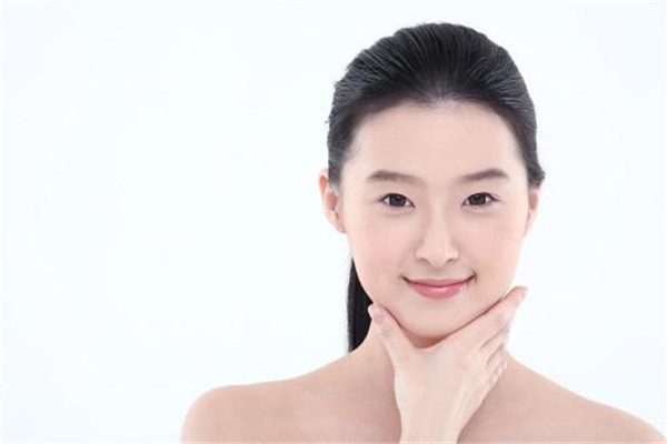 外眼角下垂嚴(yán)重怎么辦 外眼角可以做提拉嗎 外眼角下垂嚴(yán)重怎么辦 外眼角可以做提拉嗎