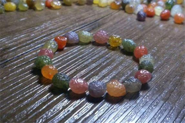 葡萄干瑪瑙有收藏價值嗎 葡萄干瑪瑙值錢嗎