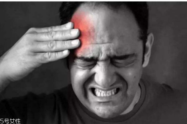 什么是偏頭痛呢 為什么會偏頭痛呢 什么是偏頭痛呢 為什么會偏頭痛呢