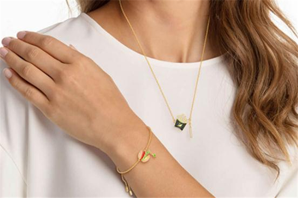 施華洛世奇漢堡手鏈多少錢 施華洛世奇薯?xiàng)l漢堡價(jià)格 施華洛世奇漢堡手鏈多少錢 施華洛世奇薯?xiàng)l漢堡價(jià)格