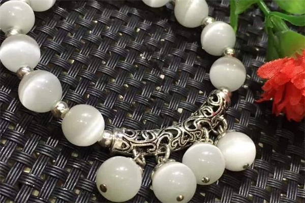 貓眼石有收藏價(jià)值嗎 什么樣的貓眼石值得收藏 貓眼石有收藏價(jià)值嗎 什么樣的貓眼石值得收藏