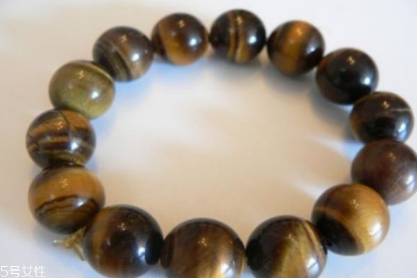 什么是貓眼石呢 貓眼石有什么作用呢 什么是貓眼石呢 貓眼石有什么作用呢