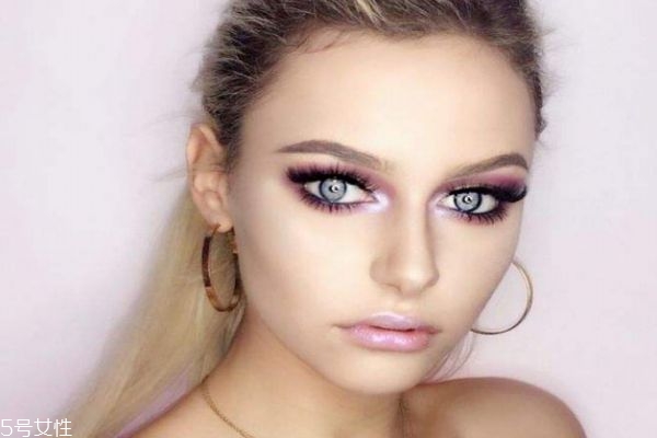歐美妝適合哪些人 歐美妝有什么特點(diǎn) 歐美妝適合哪些人 歐美妝有什么特點(diǎn)