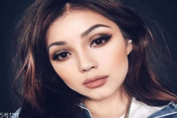 如何打造歐美妝 好看的歐美妝教程 如何打造歐美妝 好看的歐美妝教程
