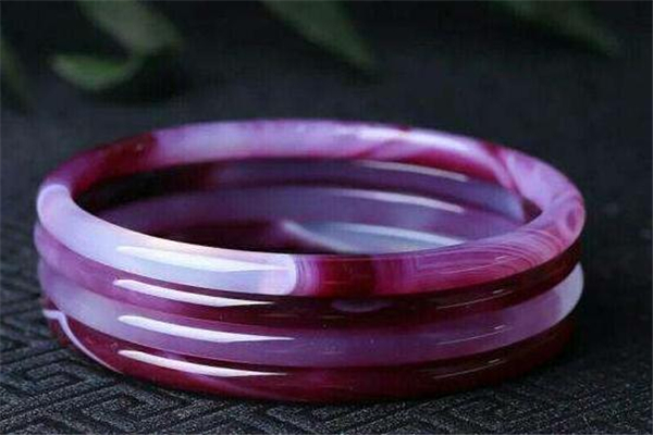 紫瑪瑙是染色的嗎 紫瑪瑙真假怎么看 紫瑪瑙是染色的嗎 紫瑪瑙真假怎么看