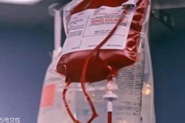 獻(xiàn)血有什么注意事項(xiàng)呢 獻(xiàn)血有什么要求呢 獻(xiàn)血有什么注意事項(xiàng)呢 獻(xiàn)血有什么要求呢