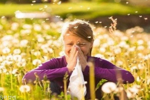 鼻炎應(yīng)該怎么預(yù)防呢 得鼻炎應(yīng)該注意什么呢 鼻炎應(yīng)該怎么預(yù)防呢 得鼻炎應(yīng)該注意什么呢