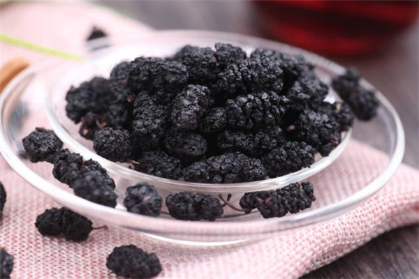 桑葚干