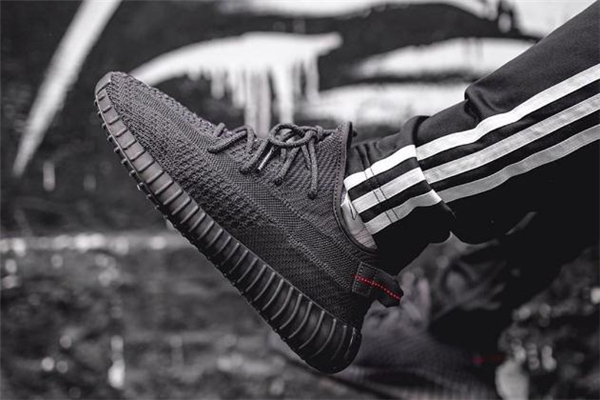 yeezy黑天使什么時候補(bǔ)貨 椰子350黑天使會補(bǔ)貨嗎 yeezy黑天使什么時候補(bǔ)貨 椰子350黑天使會補(bǔ)貨嗎