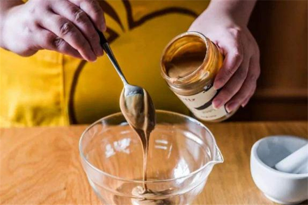 芝麻醬有苦味正常嗎 芝麻醬有點(diǎn)苦怎么辦 芝麻醬有苦味正常嗎 芝麻醬有點(diǎn)苦怎么辦