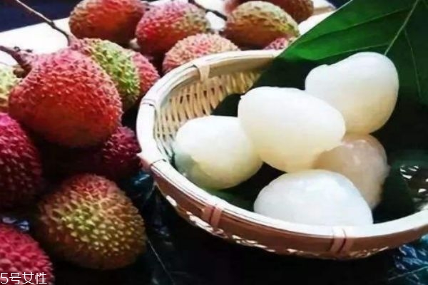 荔枝的熱量高嗎 荔枝的熱量有多少呢 荔枝的熱量高嗎 荔枝的熱量有多少呢