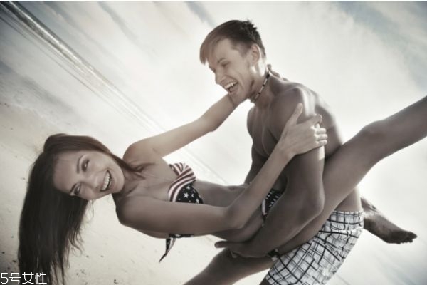 戀愛(ài)中占有欲強(qiáng)怎么辦 男人為什么占有欲那么強(qiáng) 戀愛(ài)中占有欲強(qiáng)怎么辦 男人為什么占有欲那么強(qiáng)