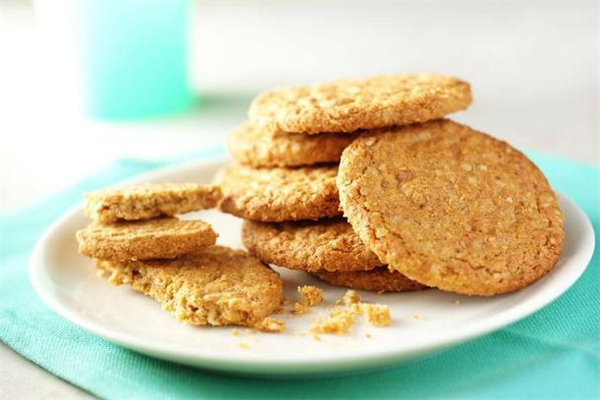 粗糧餅干吃了會胖嗎 粗糧餅干可以減肥嗎 粗糧餅干吃了會胖嗎 粗糧餅干可以減肥嗎