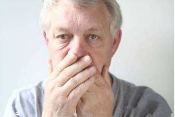 怎么去除口臭最有效 去除口臭的有效小竅門 怎么去除口臭最有效 去除口臭的有效小竅門