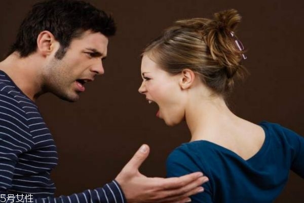 為什么談戀愛總是吵架 戀愛中總是吵架怎么辦 為什么談戀愛總是吵架 戀愛中總是吵架怎么辦