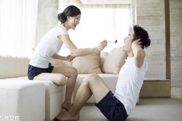 談戀愛吵架正常嗎 談戀愛吵架怎么解決 談戀愛吵架正常嗎 談戀愛吵架怎么解決